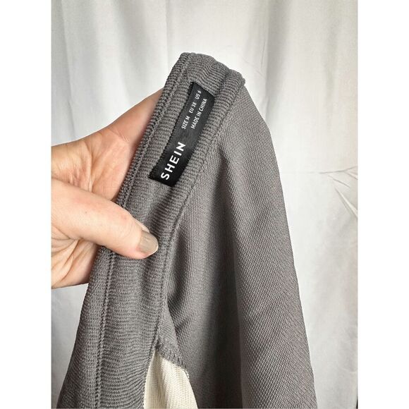 Adorable colorblock shacket - Picture 3 of 7